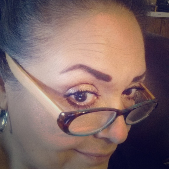 Meet your Posher, Jo - Picture 1 of 1